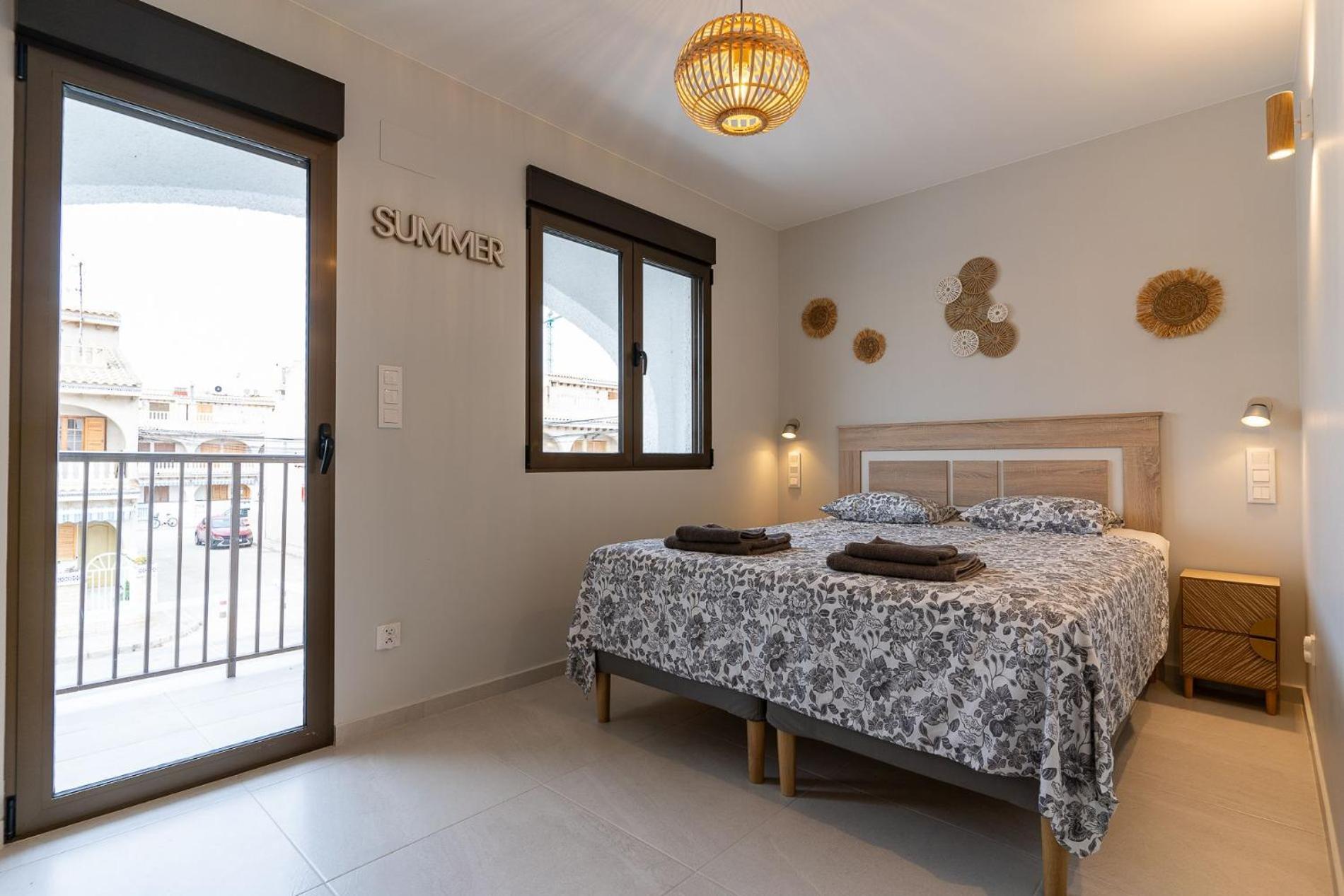 Rentafive Gran Casa Reformada Terraza Villa Santa Pola Exterior photo